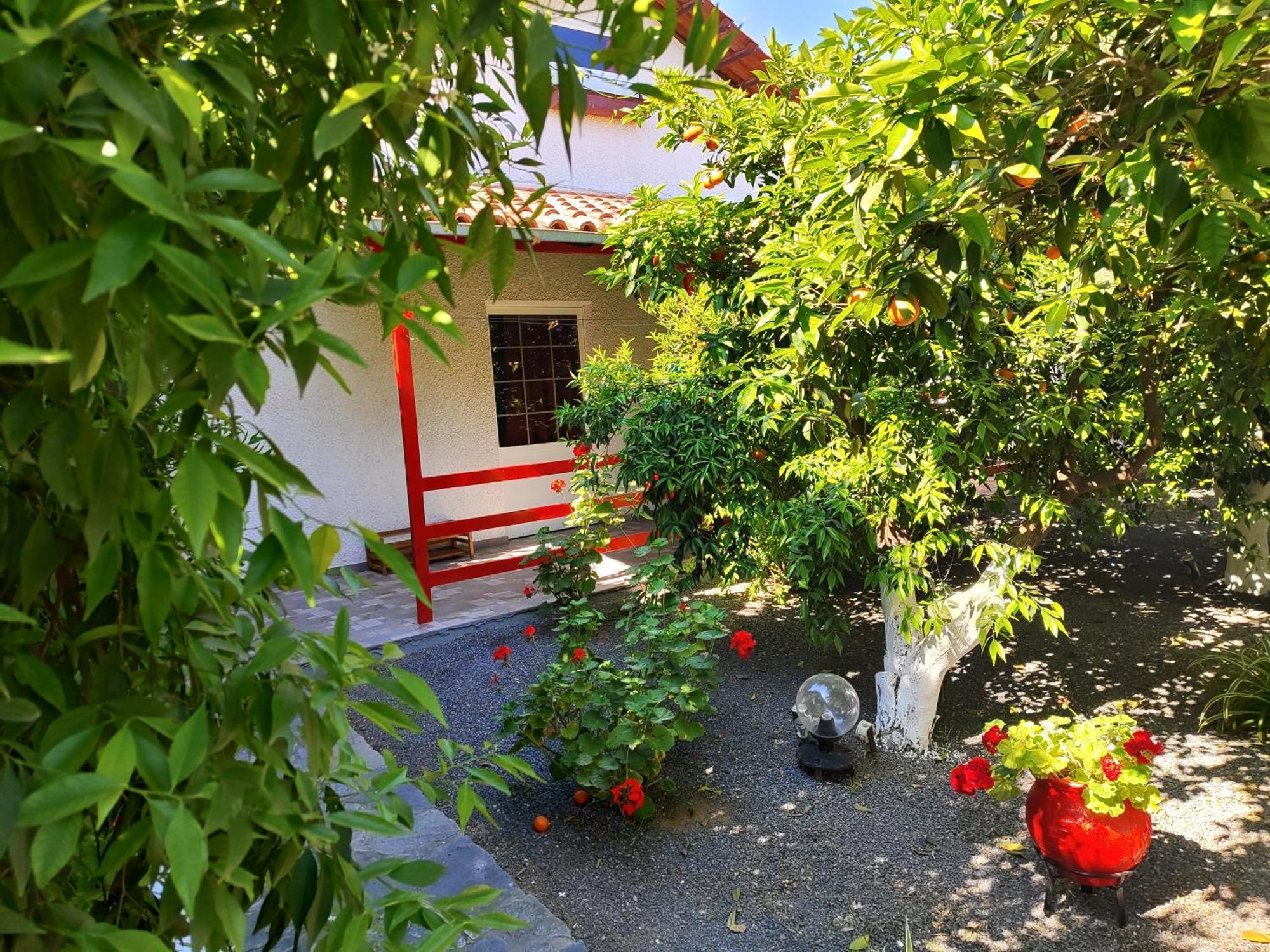 Cottonclub Villas Tolón Exterior photo